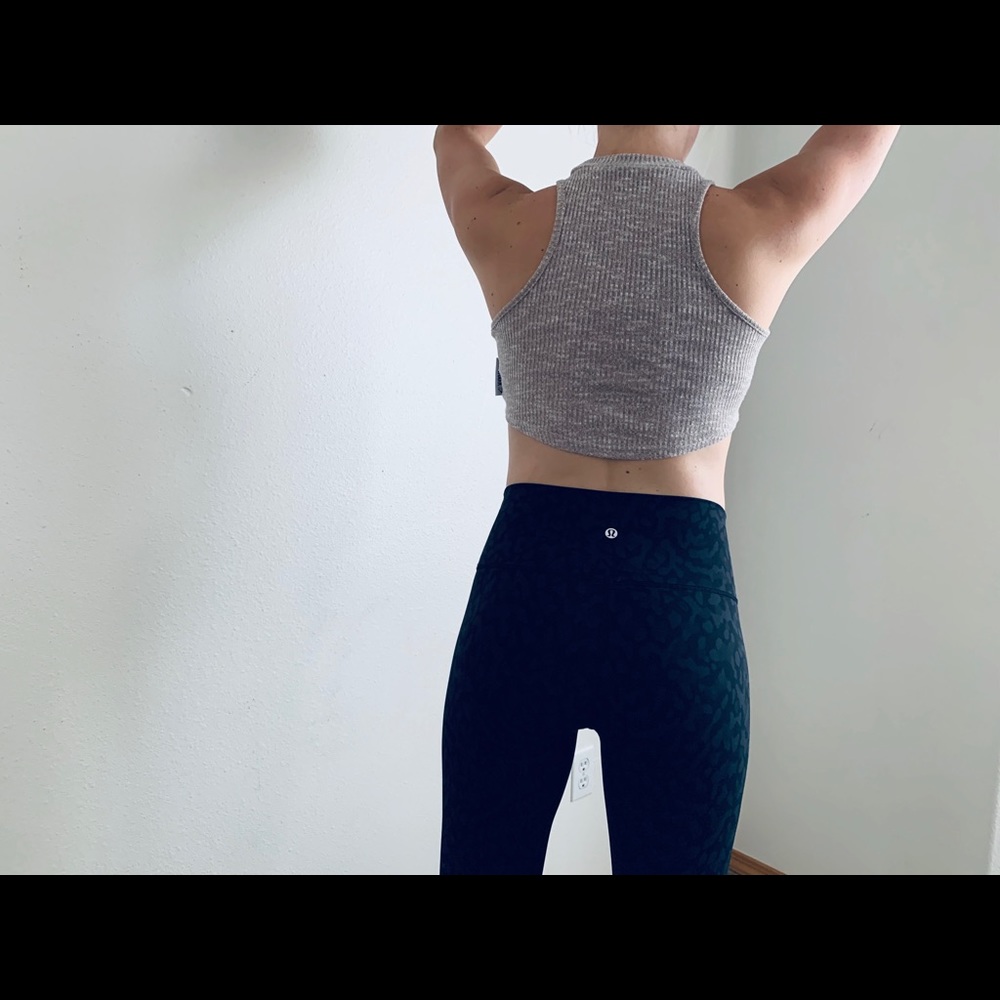 New Gymshark Crop Top - Picture 3 of 8